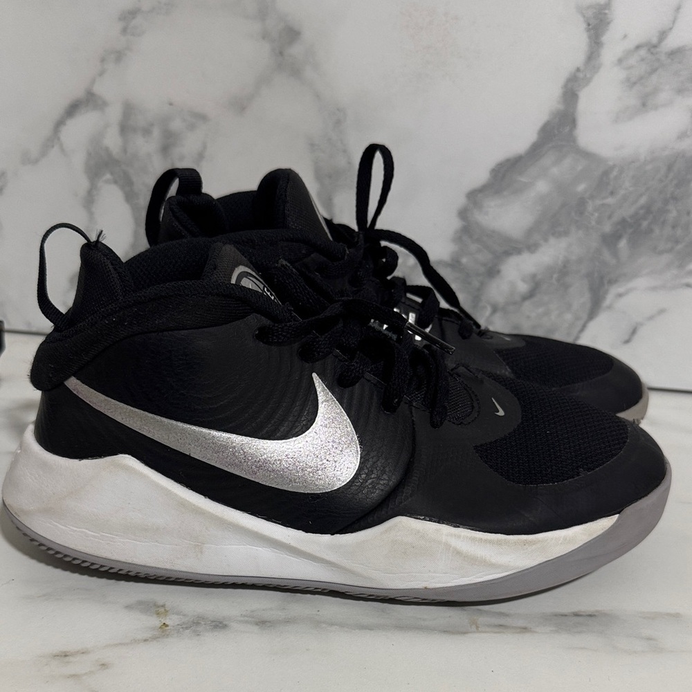 Nike Kids Black, Gray and white Basketball Sneakers